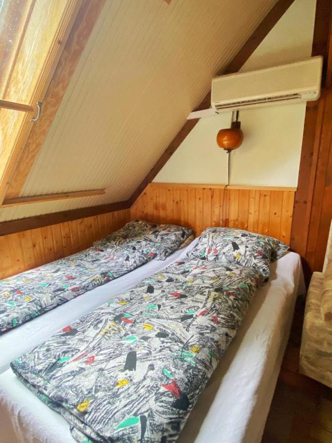 Apartamento Platán üdülő Balatonlelle Exterior foto