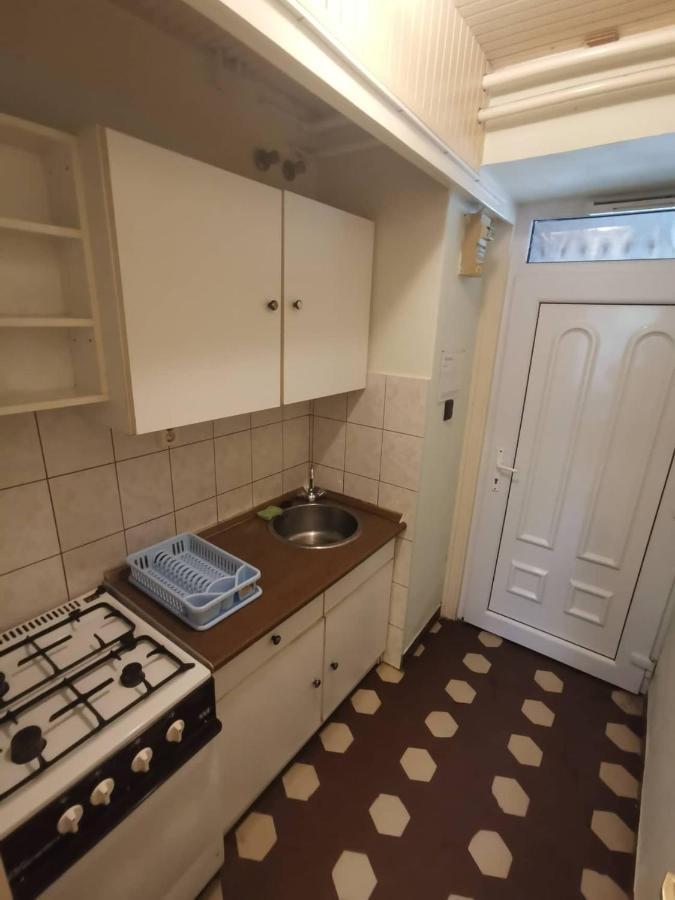 Apartamento Platán üdülő Balatonlelle Exterior foto